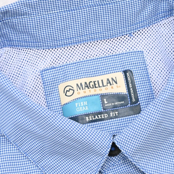 Magellan Vented Fishing Shirt Mens Large Relaxed Fit Blue Plaid Short Sleeve - Picture 10 of 15